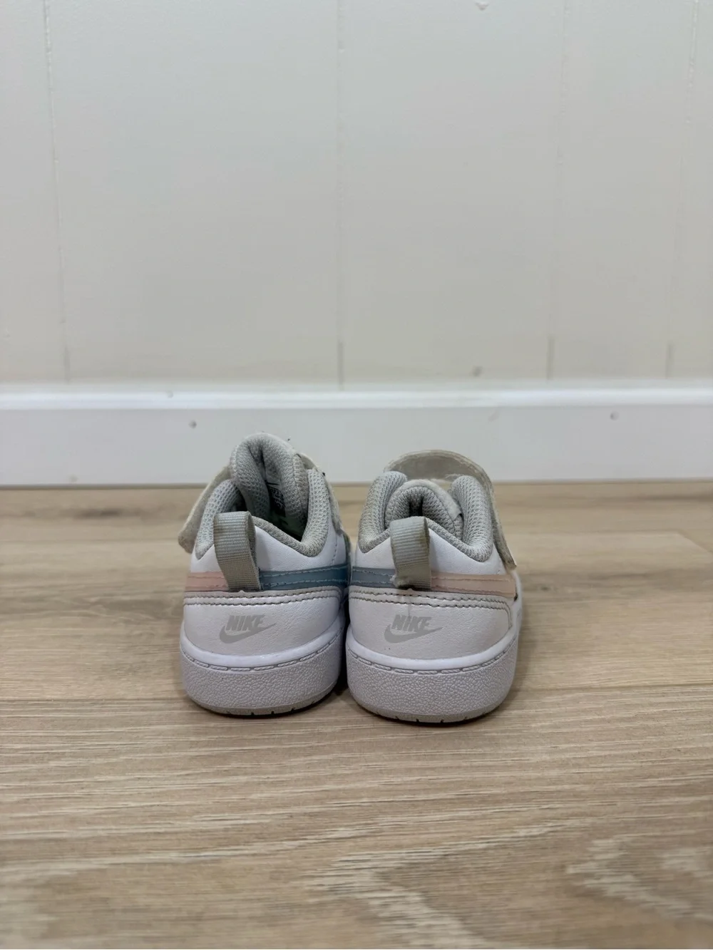 Nike Toddler Court Borough Low Sneakers